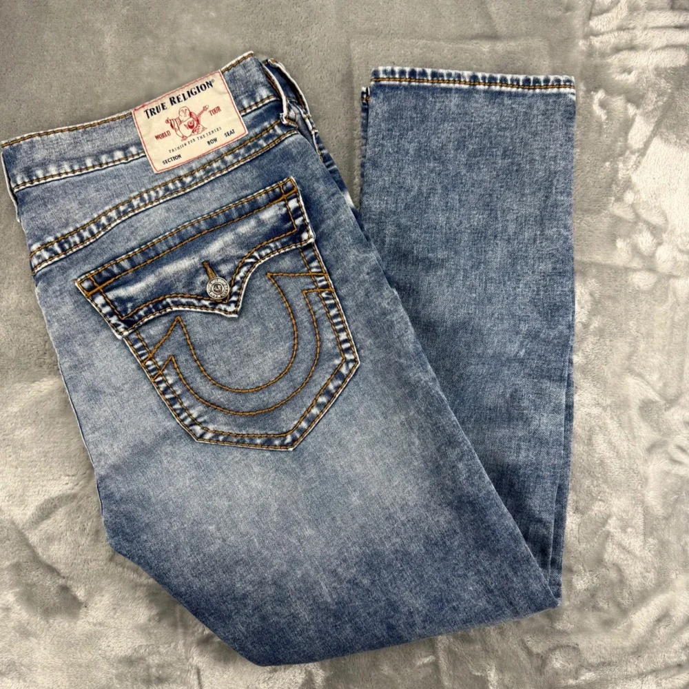 True Religion Rocco Relaxed Skinny Jeans Mens 41-29 Medium Wash Blue Denim Y2K